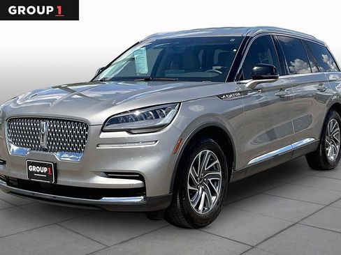 Used 2023 Lincoln Aviator 2WD image 1