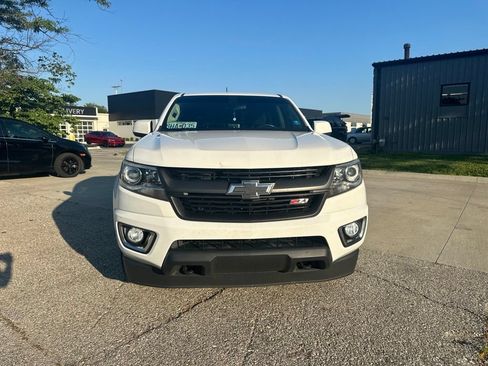 Used 2016 Chevrolet Colorado Z71 AWD/4WD image 4