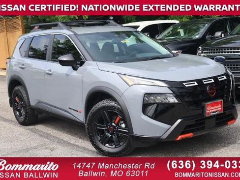 Certified 2025 Nissan Rogue SV AWD/4WD image 1