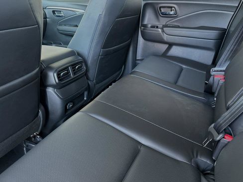 New 2025 Honda Ridgeline RTL image 11