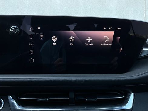 Used 2025 Buick Envista Preferred image 30