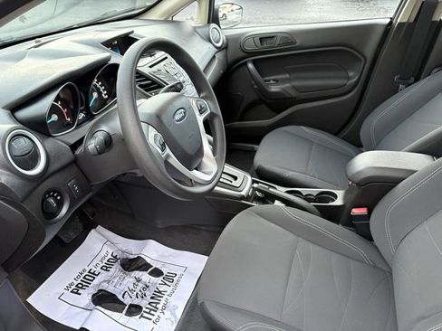 Used 2018 Ford Fiesta SE image 14