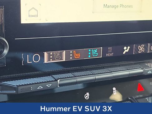 Used 2025 GMC Hummer EV 3X AWD/4WD image 32