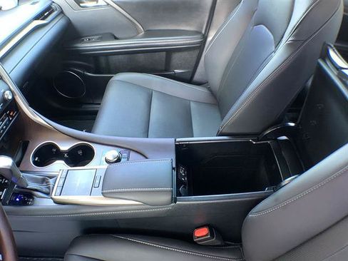 Certified 2022 Lexus RX 350 FWD w/ Premium Package image 21