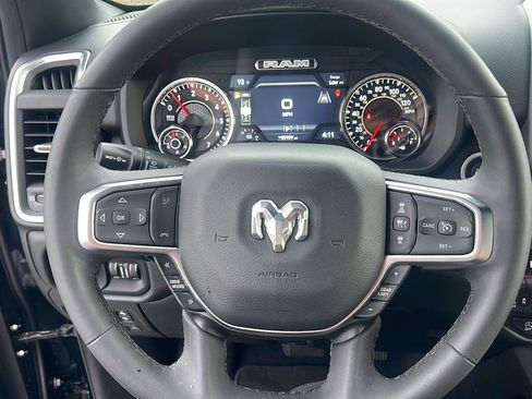 Used 2025 RAM 1500 Big Horn AWD/4WD image 22