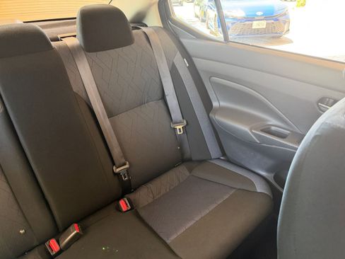 Used 2025 Nissan Versa SV FWD image 35