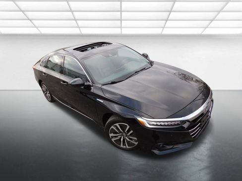 Used 2022 Honda Accord EX-L image 2