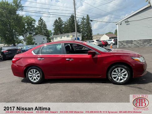 Used 2017 Nissan Altima 2.5 S w/ Power Driver Seat Package FWD image 2