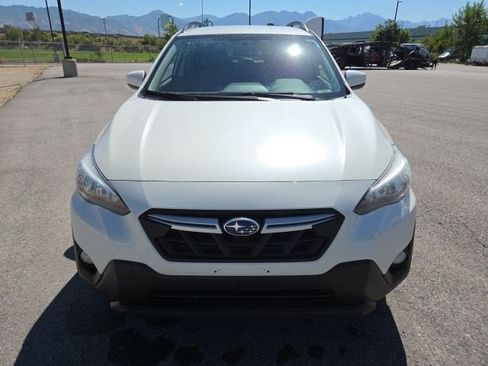 Used 2023 Subaru Crosstrek 2.0i Premium AWD/4WD image 9