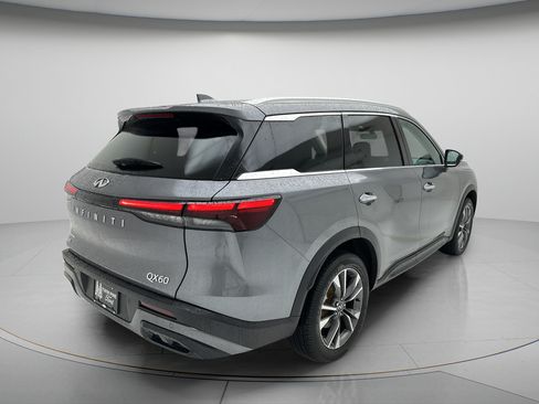 Used 2024 INFINITI QX60 Luxe AWD/4WD image 3