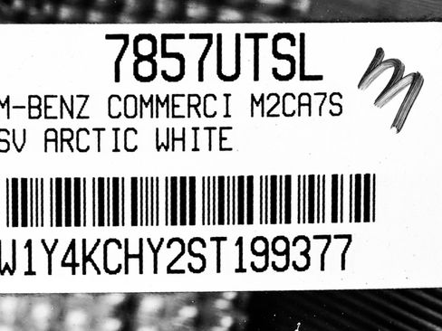 Used 2025 Mercedes-Benz Sprinter 2500 image 24