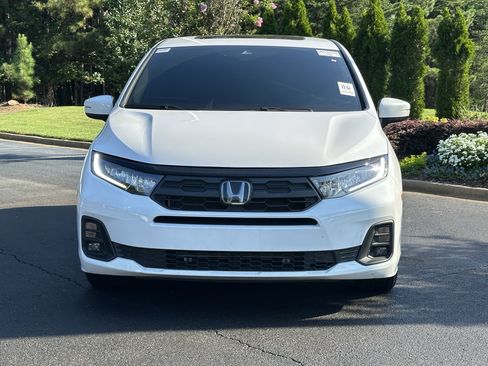 Used 2025 Honda Odyssey EX-L image 3
