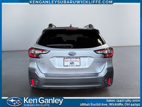Certified 2022 Subaru Outback Premium AWD/4WD image 4