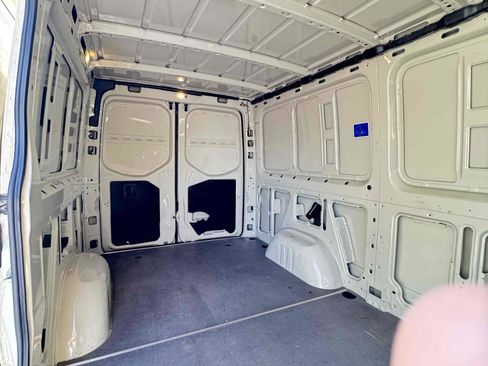 Used 2022 Mercedes-Benz Sprinter 1500 image 18