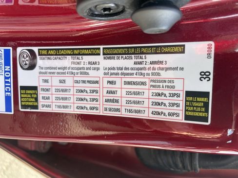 Used 2018 Toyota RAV4 LE image 39