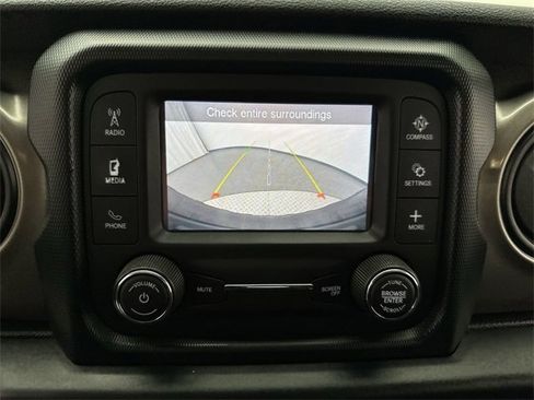 Used 2020 Jeep Wrangler Unlimited Sport image 17