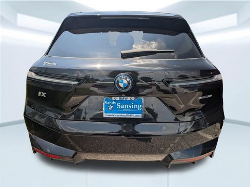 Used 2024 BMW iX xDrive50 w/ Sport Package AWD/4WD image 3