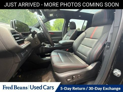 Used 2024 Chevrolet Traverse RS AWD/4WD image 12