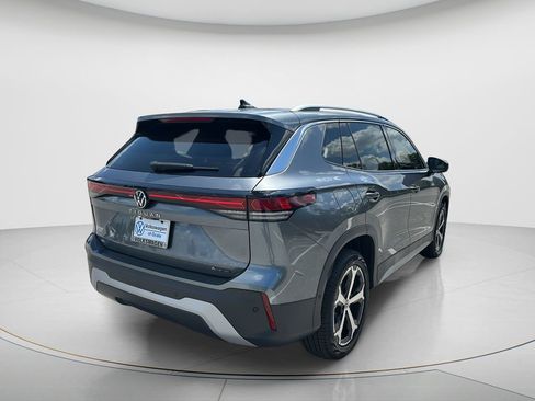 New 2026 Volkswagen Tiguan SE image 5