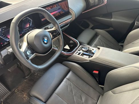 Used 2025 BMW X3 xDrive30i w/ Premium Package AWD/4WD image 11