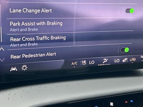 New 2025 Buick Enclave Avenir w/ Super Cruise Package image 71