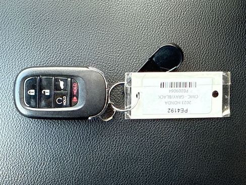 Certified 2023 Honda Civic Sport Touring image 4