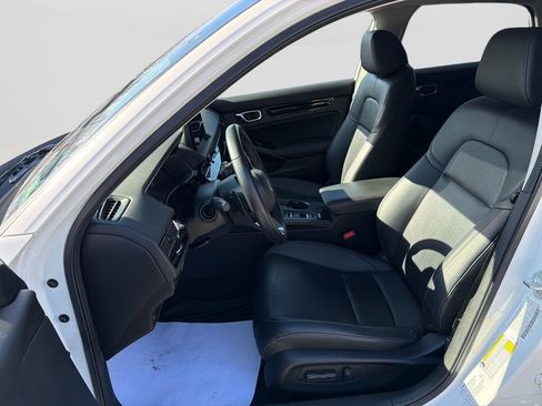 Used 2023 Honda Civic Touring image 17