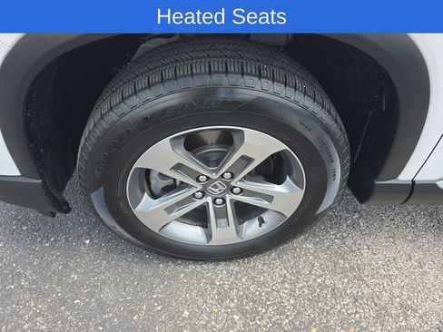 Used 2025 Honda Pilot EX-L image 10