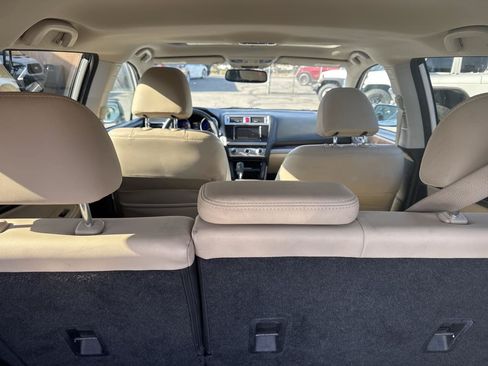 Used 2015 Subaru Outback 2.5i Limited AWD/4WD image 12