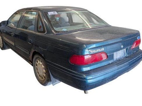 Used 1995 Ford Taurus Sedan FWD image 3