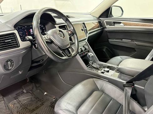 Used 2018 Volkswagen Atlas SEL Premium AWD/4WD image 12