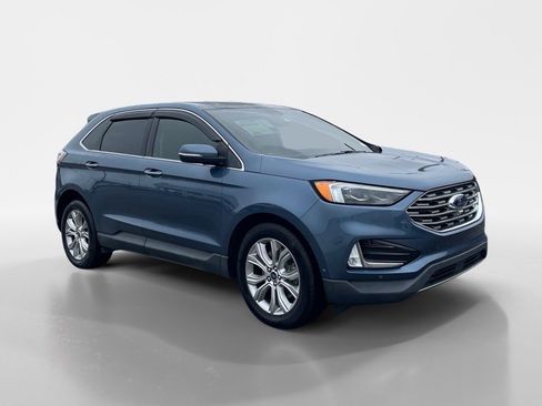Certified 2019 Ford Edge Titanium w/ Equipment Group 301A image 7