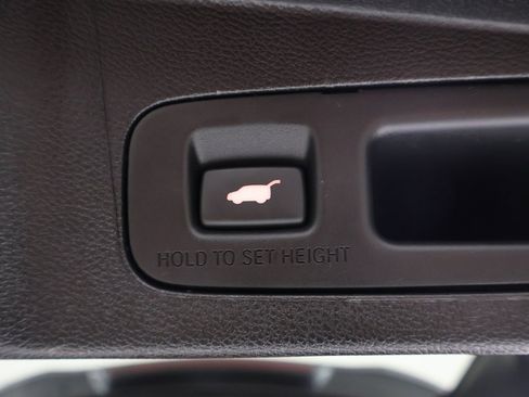 Used 2022 Honda CR-V Touring image 14