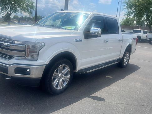 Used 2019 Ford F150 Lariat w/ Equipment Group 502A Luxury AWD/4WD image 13