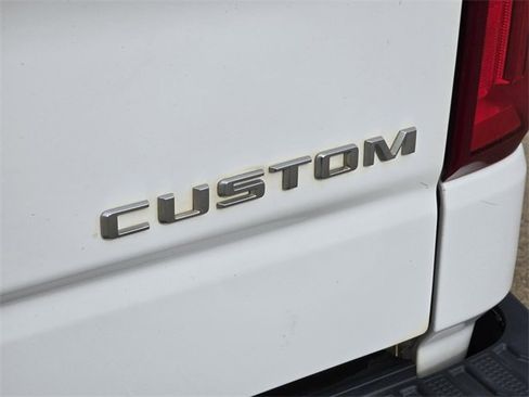 Used 2021 Chevrolet Silverado 1500 Custom image 8