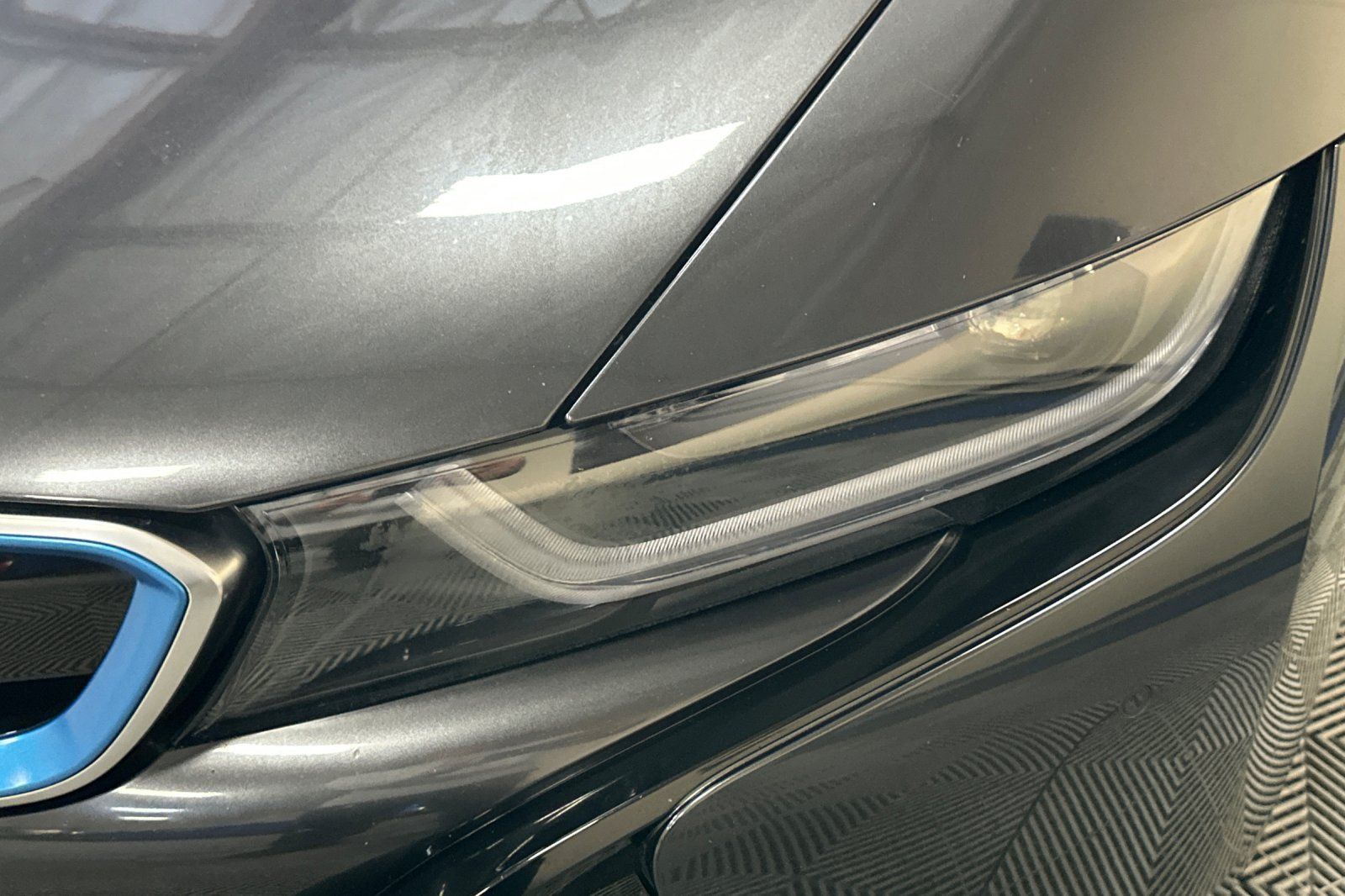 Used 2015 BMW i8 AWD/4WD image 48