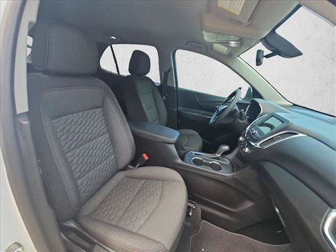 Used 2019 Chevrolet Equinox LT FWD image 19