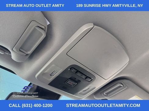 Used 2023 Toyota Camry XSE image 28