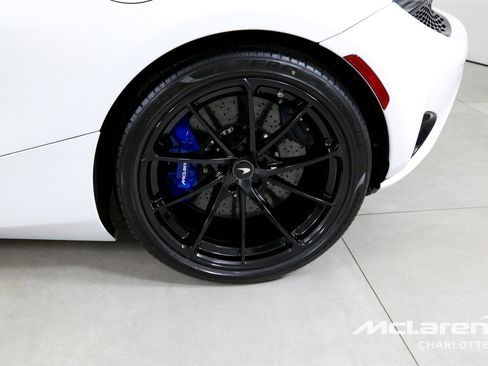 New 2026 McLaren 750S Spider RWD image 29