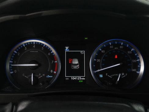 Used 2018 Toyota Highlander XLE image 21