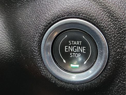 Used 2020 Chevrolet Silverado 3500 LTZ image 17