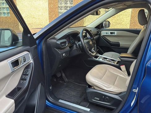 Used 2020 Ford Explorer Limited image 24