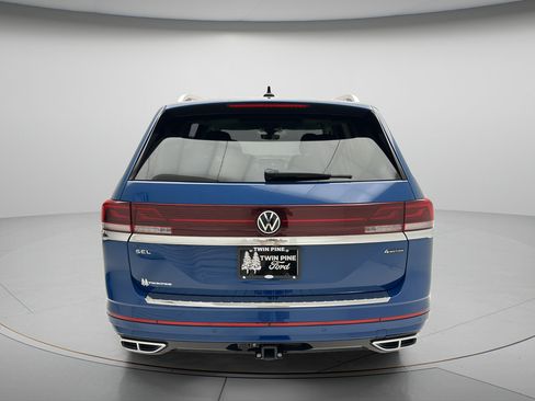 Used 2026 Volkswagen Atlas SEL Premium R-Line AWD/4WD image 8