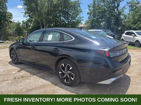 Used 2025 Hyundai Sonata SEL FWD image 4