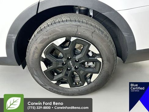 Used 2024 Kia Sorento S AWD/4WD image 33