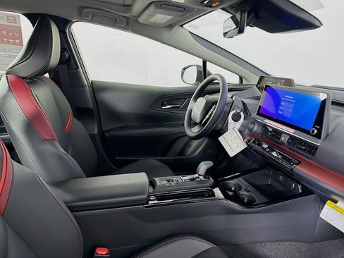 New 2026 Toyota Prius Plug-In Hybrid FWD image 33