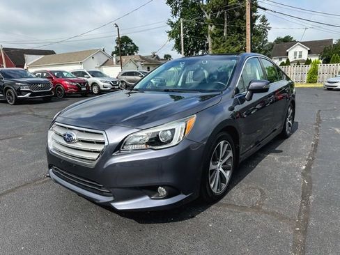 Used 2016 Subaru Legacy 2.5i Limited AWD/4WD image 3