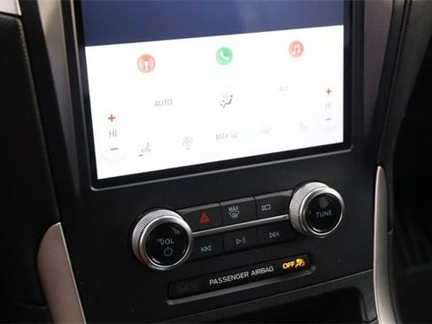 Certified 2024 Ford Edge SEL image 16