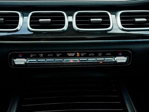 Used 2020 Mercedes-Benz GLE 350 image 18