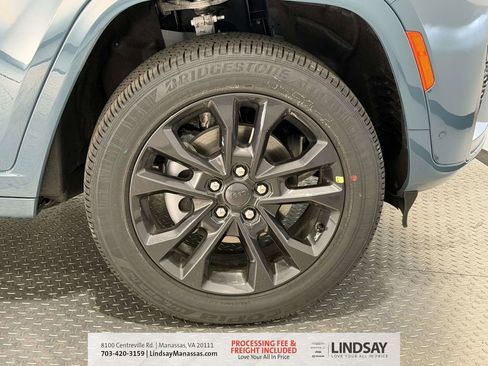 New 2026 Jeep Grand Cherokee Limited image 9